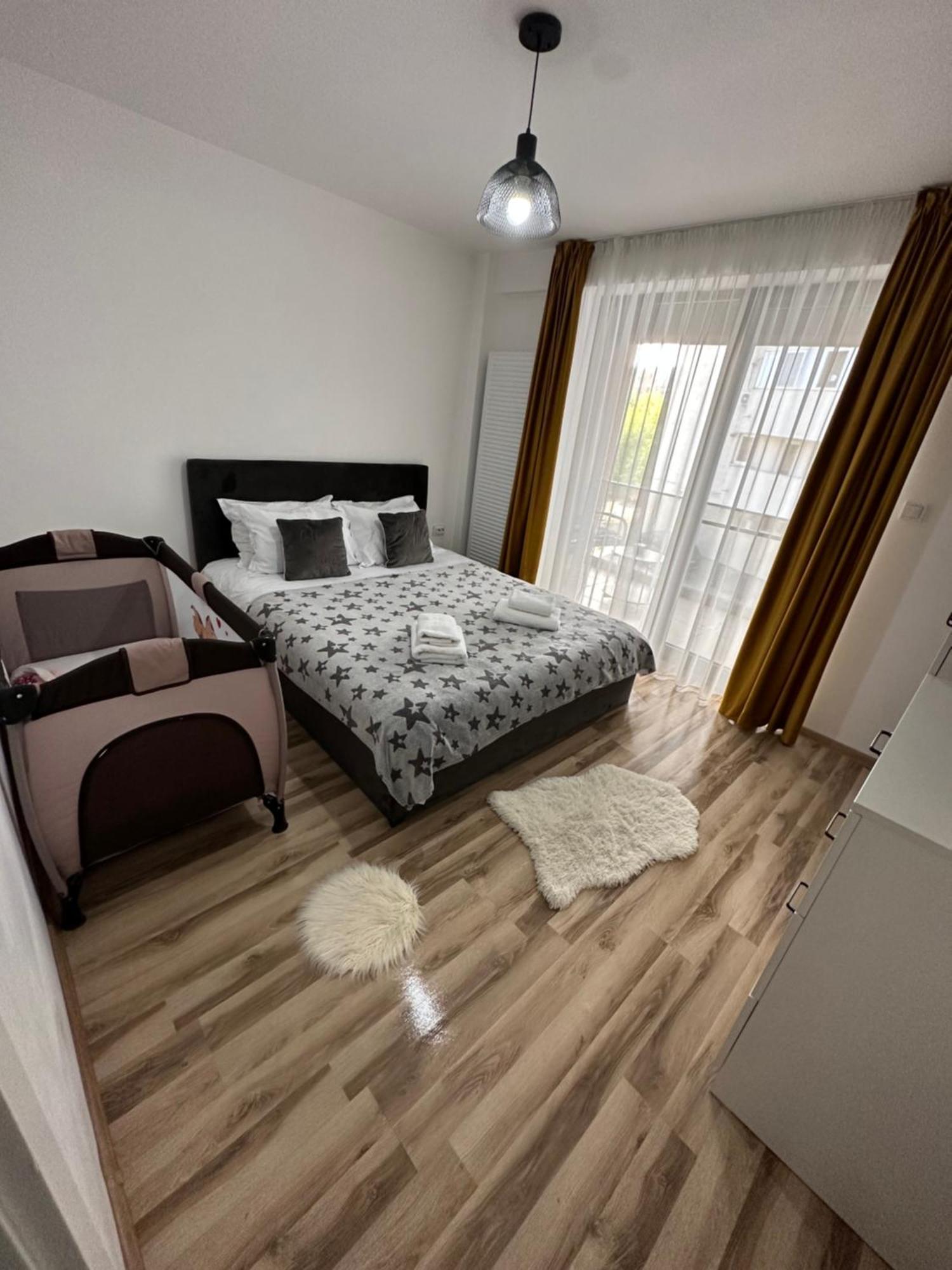 Appartement Escape Lounge à Craiova Extérieur photo